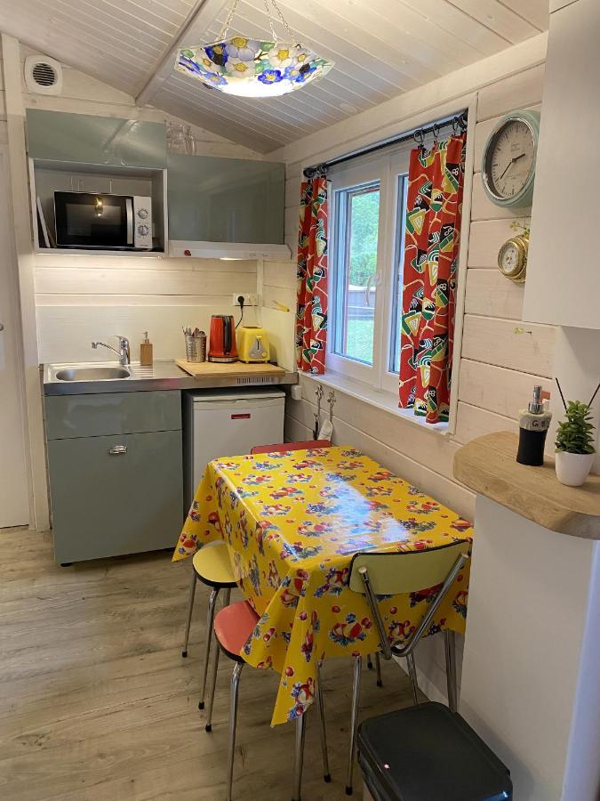 Le Cabanon De Chessy Bed & Breakfast エクステリア 写真