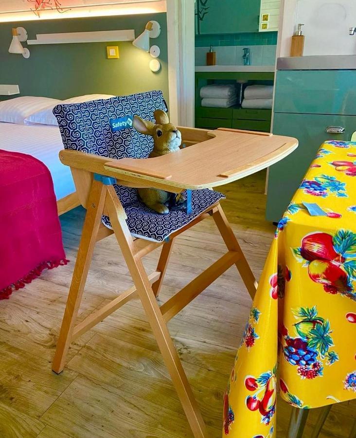 Le Cabanon De Chessy Bed & Breakfast エクステリア 写真